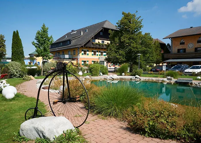 Hotel Gastagwirt 4*